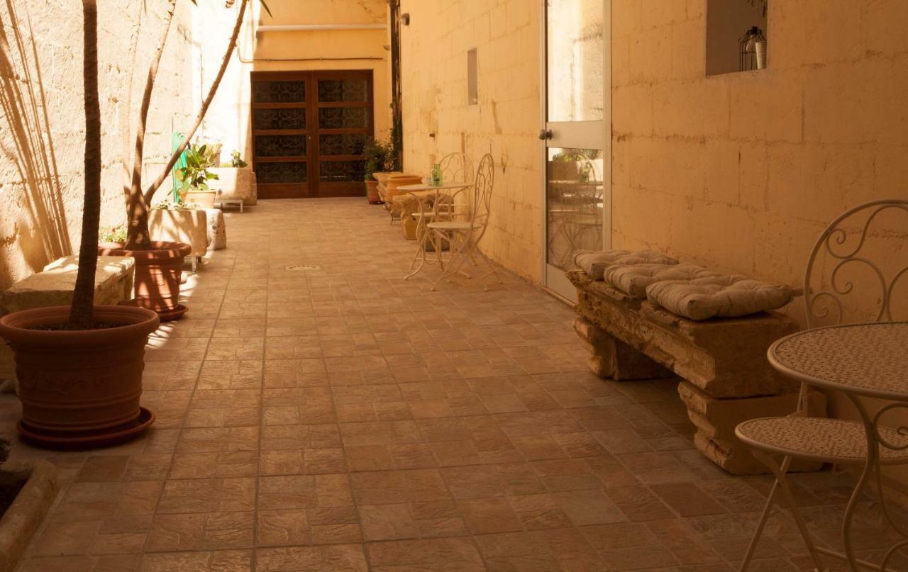 Benincasa Villa Lecce Exterior photo